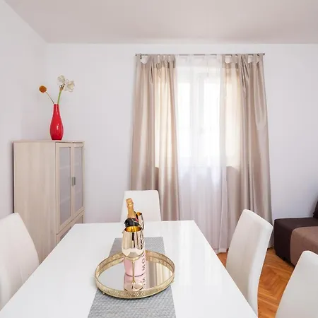 Seaside Blue Dugi Rat